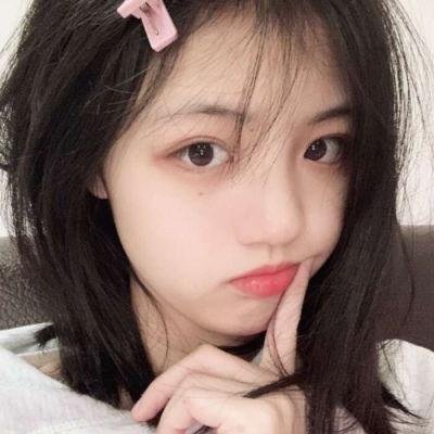 女孩舞步海报