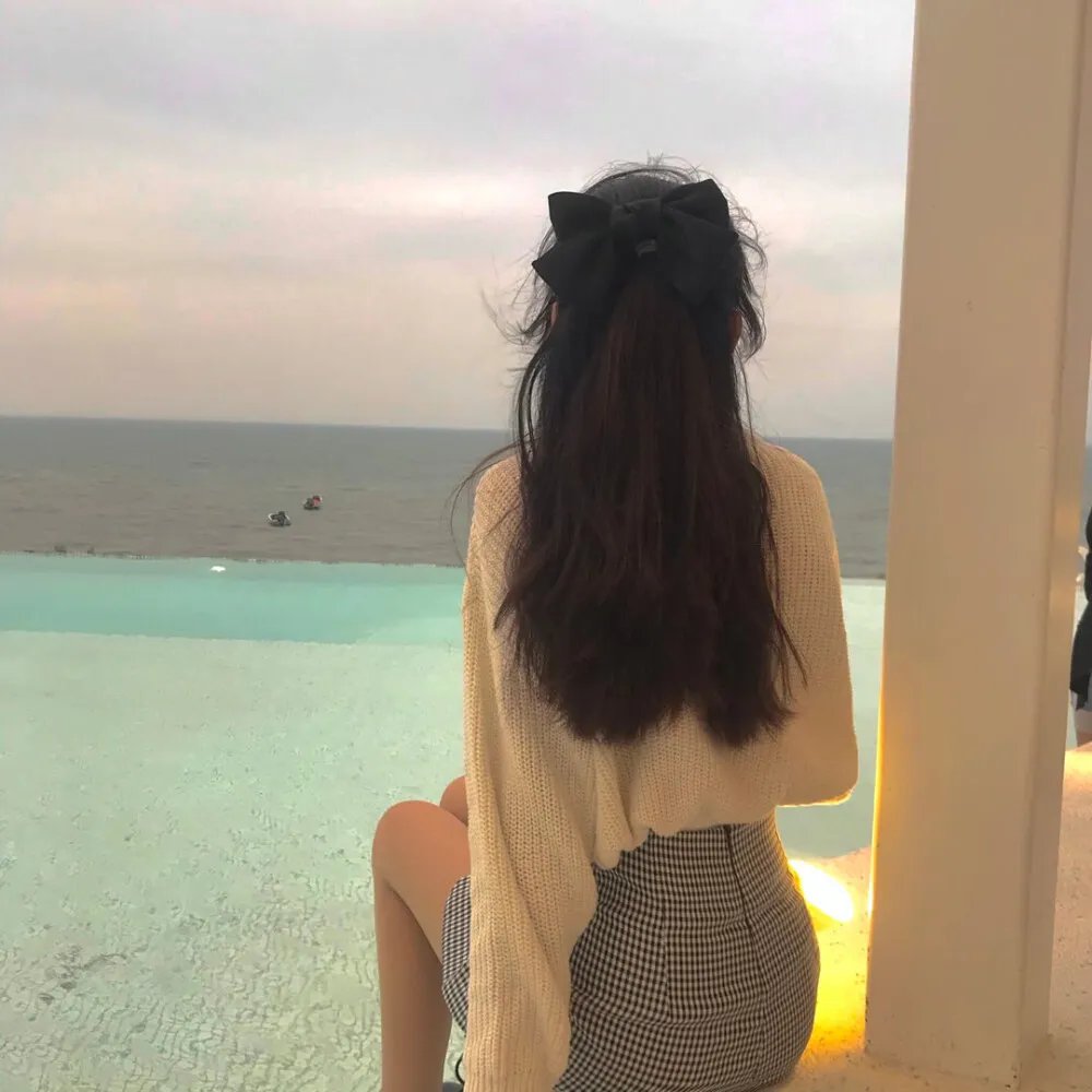 机械娇娃海报